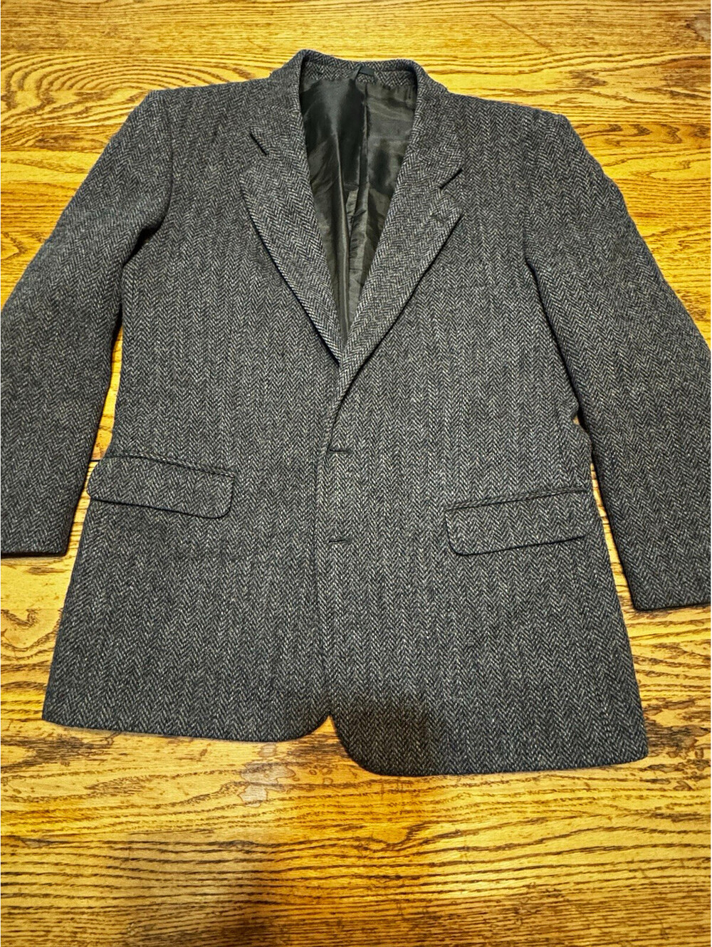 Vintage Harris Tweed Mens Gray Herringbone Blazer 100% Wool Sport Coat